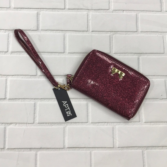 Apt. 9 Handbags - NWT Apt.9 glitter berry wristlet
